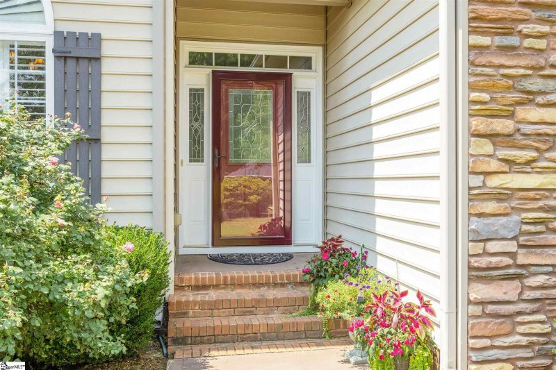 Property image 5 at 104 Shovler Court, Taylors, SC 29687