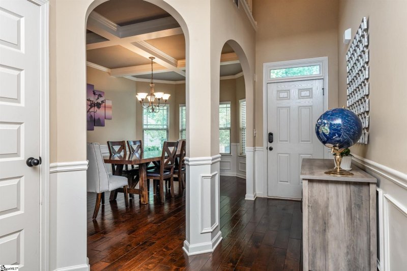 Property image 3 at 231 Dairwood Drive, Simpsonville, SC 29680