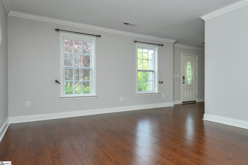 Property image 3 at 204 Greenport Way, Greenville, SC 29607