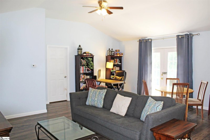 Property image 5 at 301 Parkston Avenue, Greenville, SC 29605