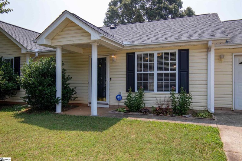 Property image 2 at 414 Pleasant Green Drive, Inman, SC 29349-7531