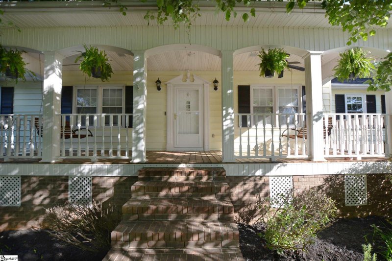 Property image 3 at 320 Eastcliffe Way, Greenville, SC 29611