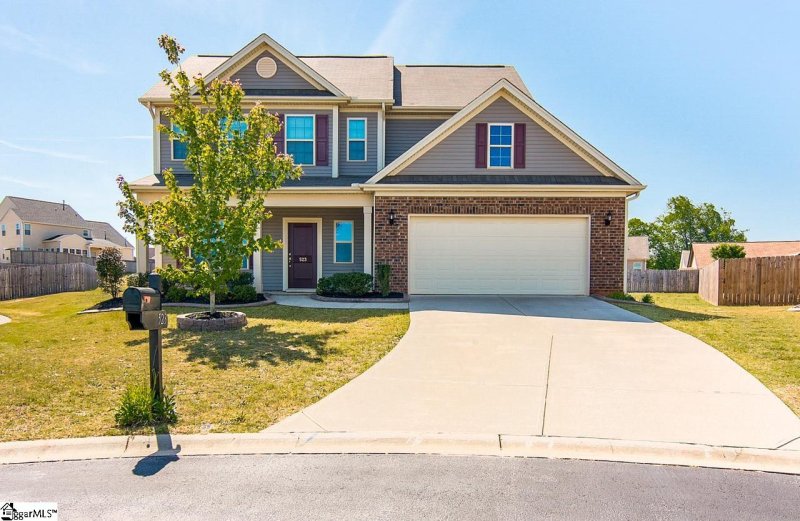 Property image 2 at 523 Ellersly Court, Boiling Springs, SC 29316