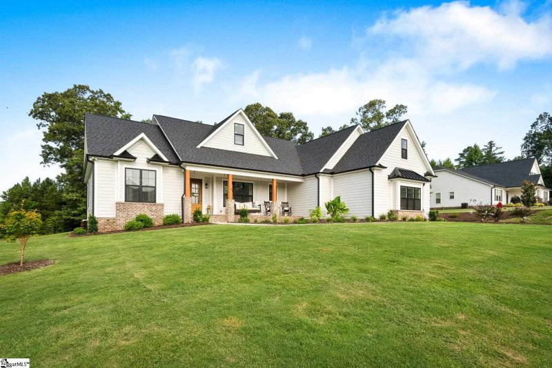 Property image 2 at 40 Ione Circle, Williamston, SC 29697