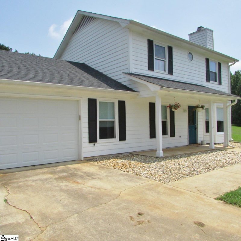 Property image 2 at 113 Wickersham Drive, Simpsonville, SC 29681