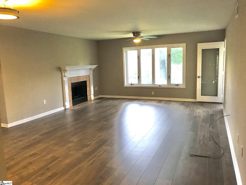 Property image 2 at 207 Northlake Drive, Anderson, SC 29625