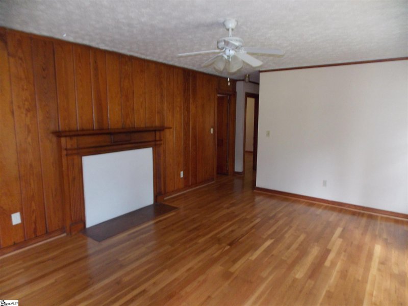 Property image 2 at 52 Foxhall Road, Greenville, SC 29605-2546