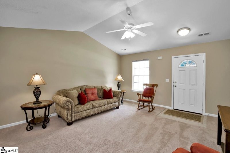 Property image 2 at 210 Sycamore Street, Anderson, SC 29625