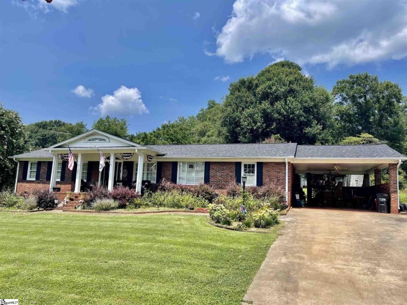 Property image 3 at 307 Hillandale Road, Liberty, SC 29657