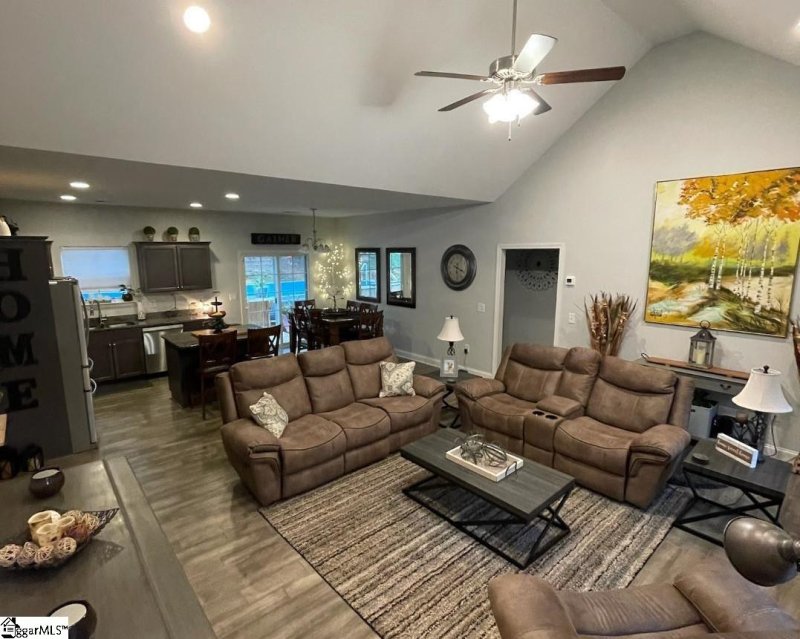 Property image 5 at 108 McArthur Street, Easley, SC 29642