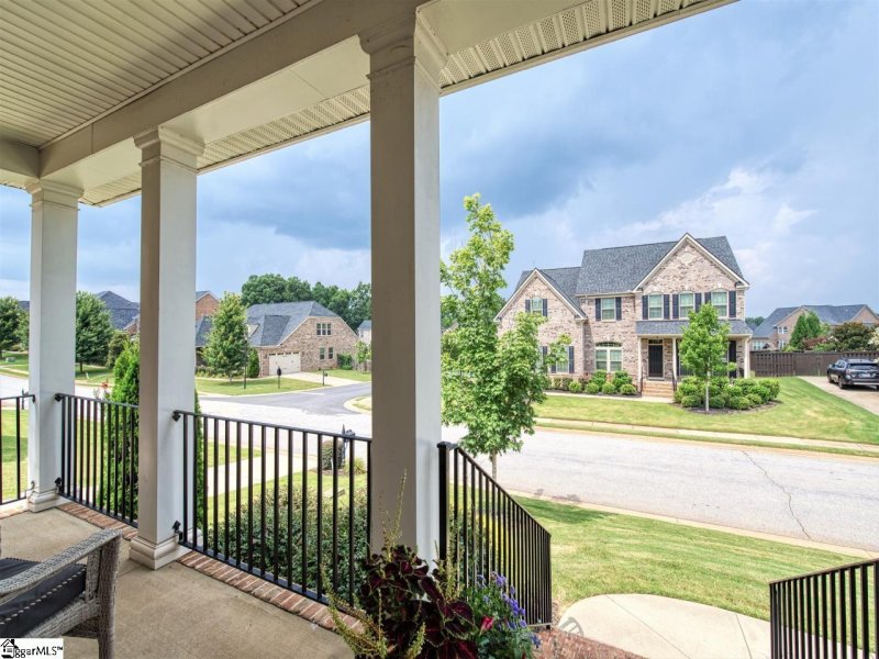 Property image 4 at 15 Chicora Wood Lane, Simpsonville, SC 29681