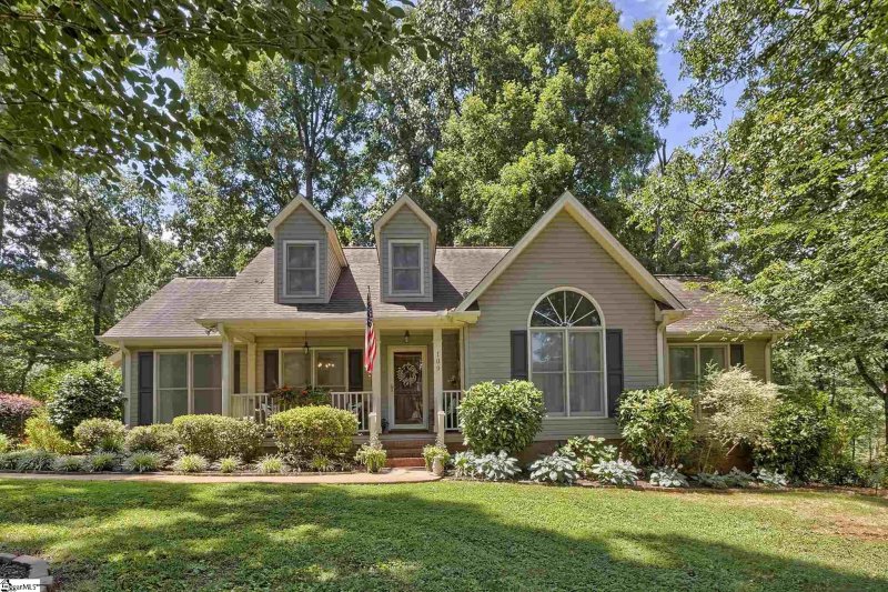 109 Rockbridge Court