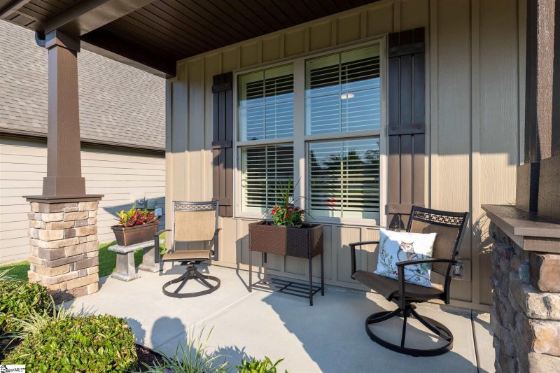 Property image 4 at 16 Vinton Drive, Greer, SC 29651