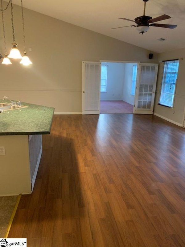 Property image 3 at 305 Crescentwood Court, Taylors, SC 29687