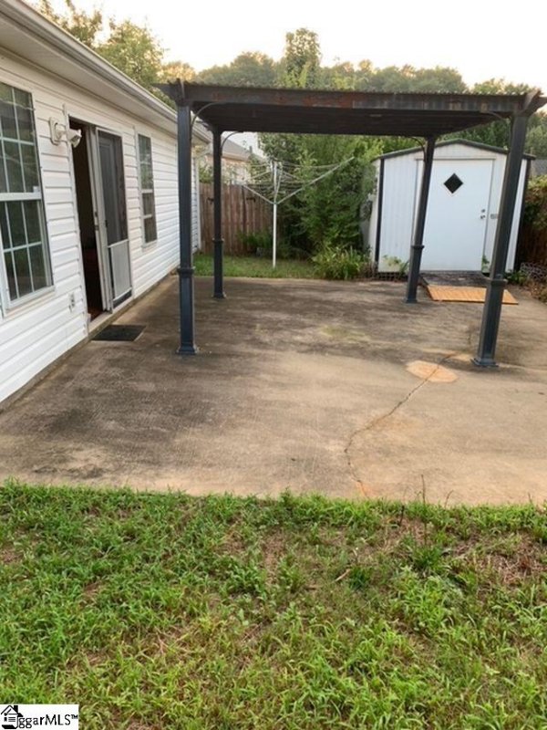 Property image 4 at 305 Crescentwood Court, Taylors, SC 29687