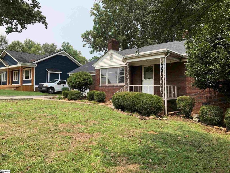 Property image 3 at 5 Bradley Boulevard, Greenville, SC 29609-5030