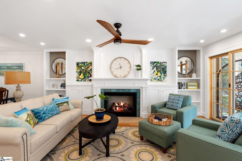 Property image 3 at 120 McDaniel Greene, Greenville, SC 29601