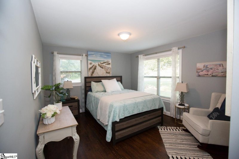 Property image 5 at 300 Bent Creek Drive, Greer, SC 29650