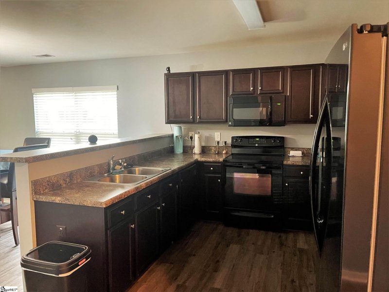 Property image 3 at 732 Markham Circle, Moore, SC 29369