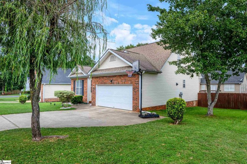 Property image 4 at 118 Saddlemount Lane, Simpsonville, SC 29680-7047