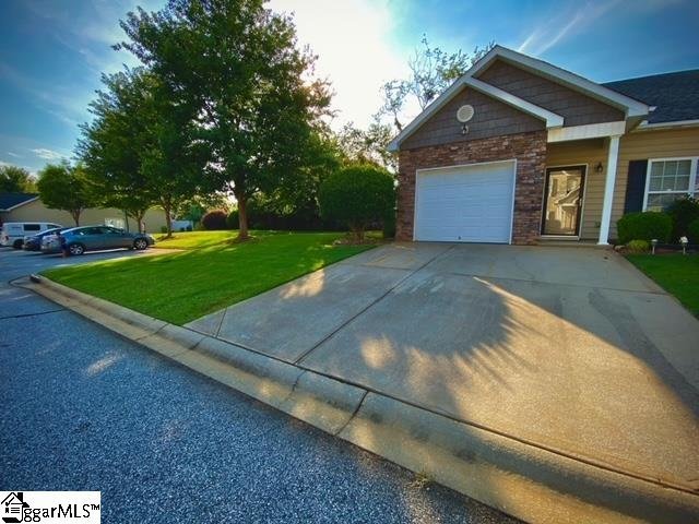 Property image 2 at 145 Trailside Lane, Greenville, SC 29607