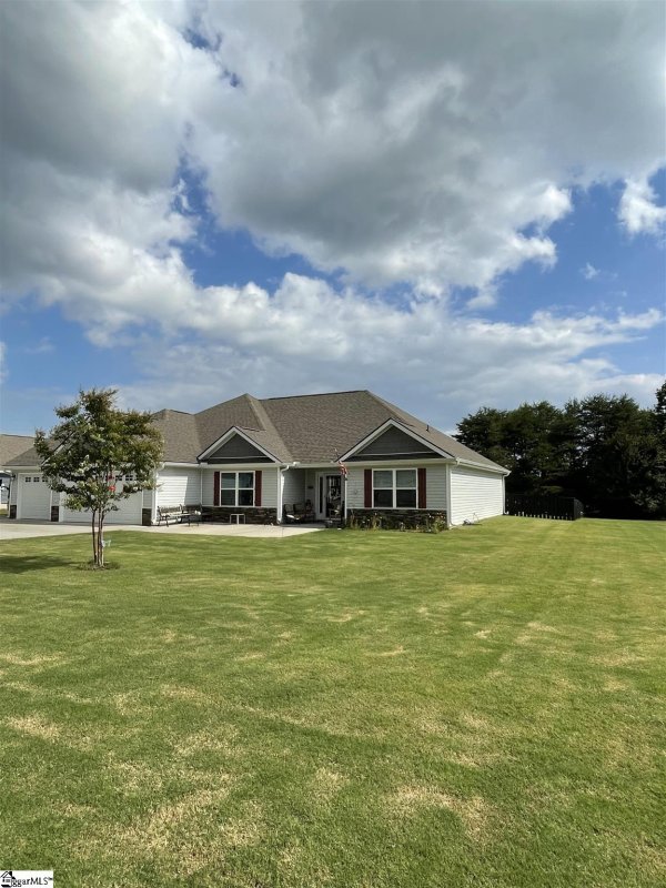 Property image 2 at 839 W Keepsake Lane, Inman, SC 29349