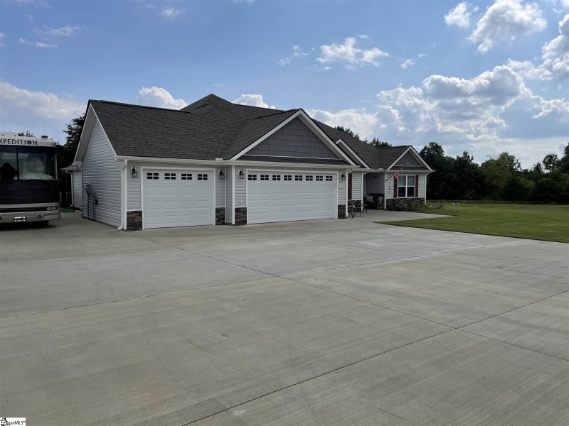 Property image 3 at 839 W Keepsake Lane, Inman, SC 29349