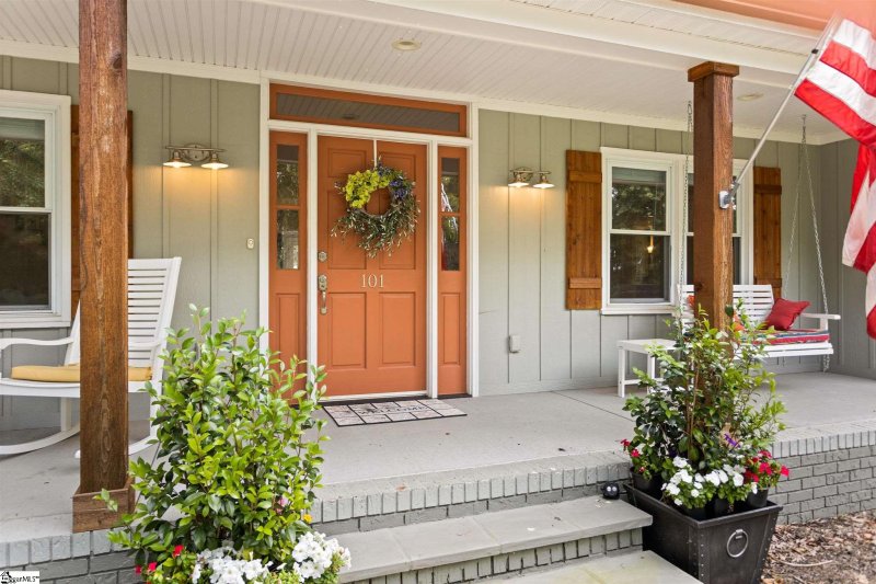 Property image 4 at 101 Frederick Street, Greer, SC 29651