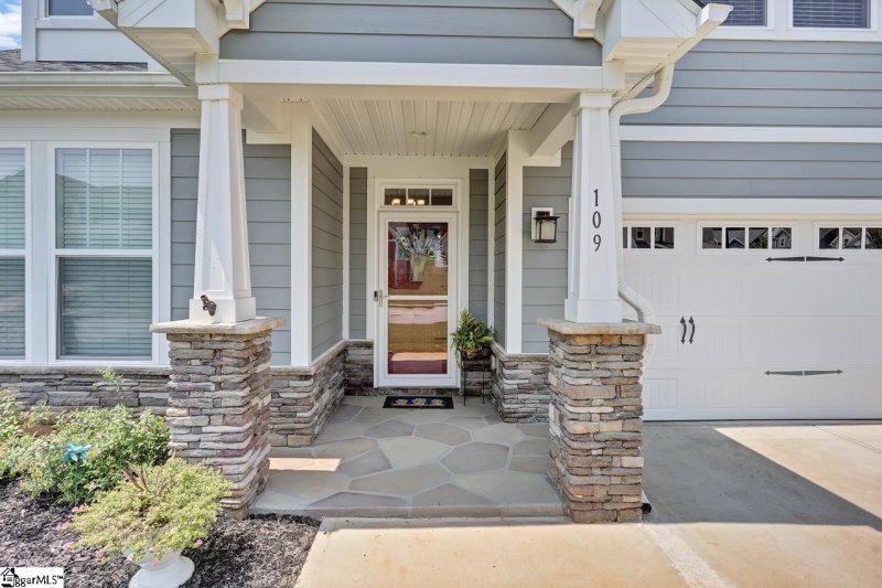 Property image 4 at 109 Quail Creek Drive, Greer, SC 29650