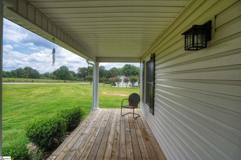 Property image 4 at 126 Daniel Drive, Easley, SC 29642