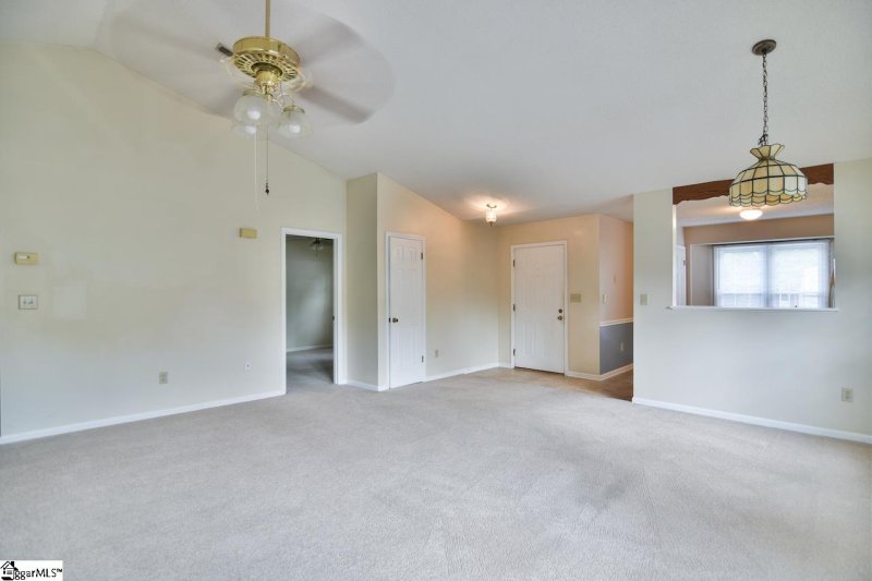 Property image 4 at 210 Polo Drive, Simpsonville, SC 29681