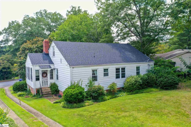 Property image 2 at 317 Longview Terrace, Greenville, SC 29605