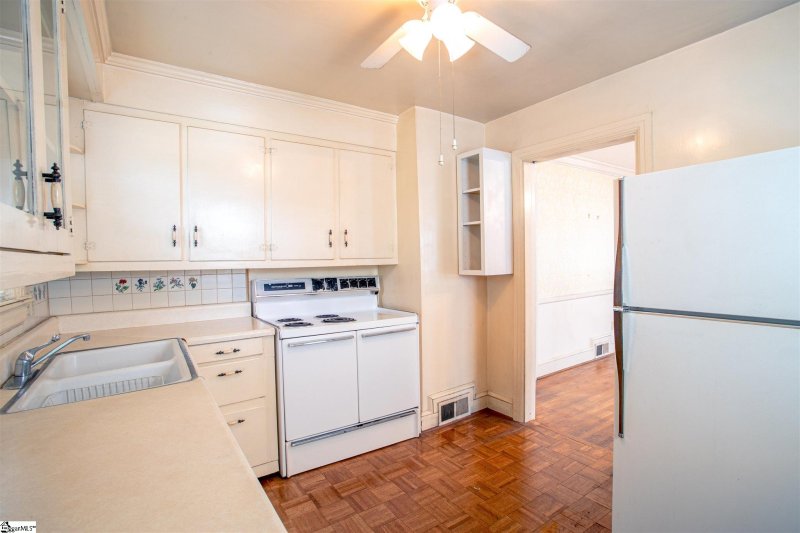 Property image 4 at 317 Longview Terrace, Greenville, SC 29605