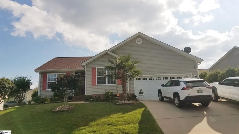 214 Juniper Leaf Way