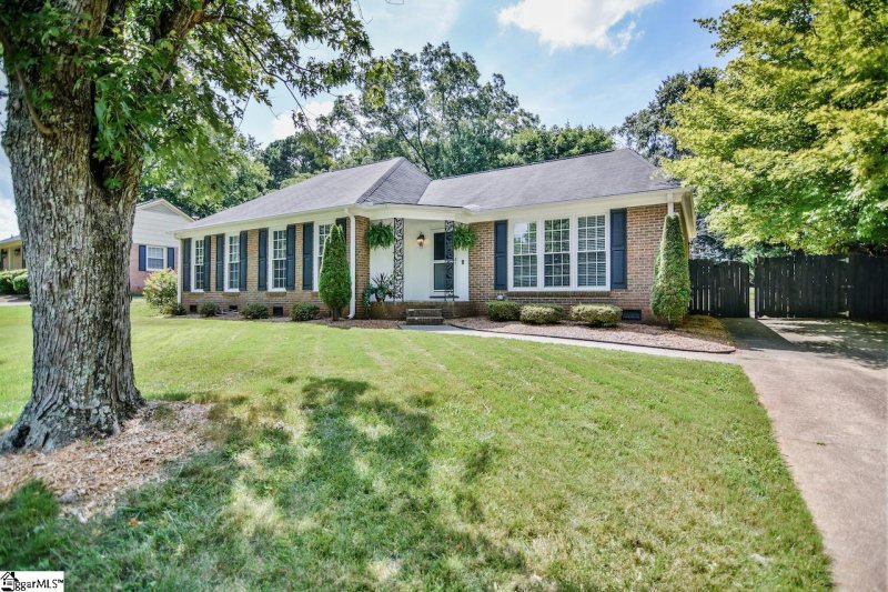 Property image 2 at 4946 Vineyard Lane, Greenville, SC 29615