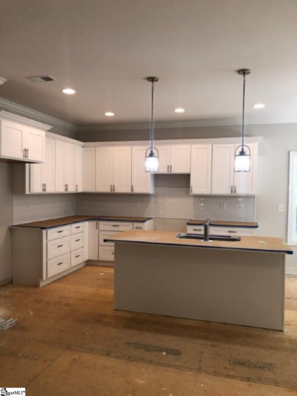 Property image 3 at 107 Colony Road, Travelers Rest, SC 29690