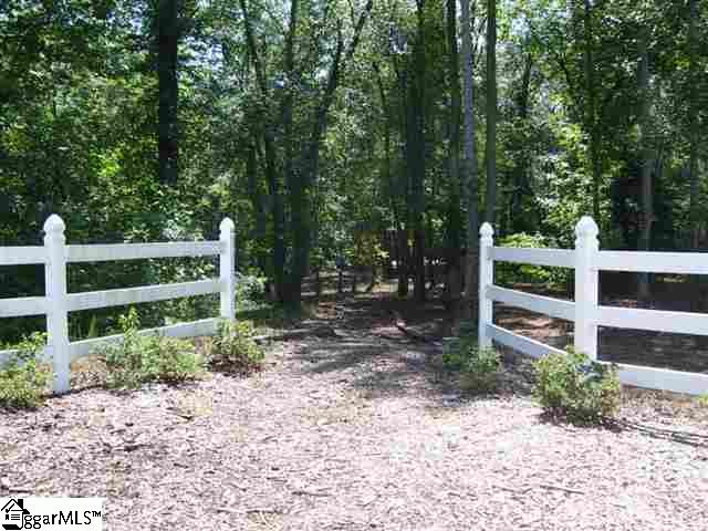 Property image 3 at 204 Golden Willow Court, Easley, SC 29642