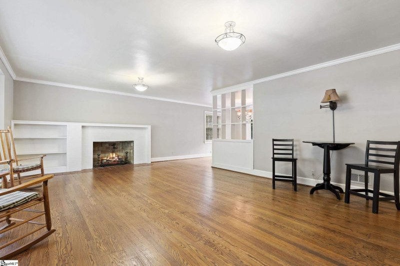 Property image 5 at 160 Dellwood Drive, Greenville, SC 29609