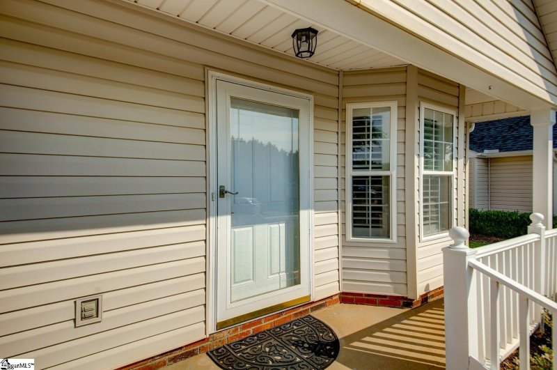 Property image 2 at 11 Bailess Court, Greer, SC 29650