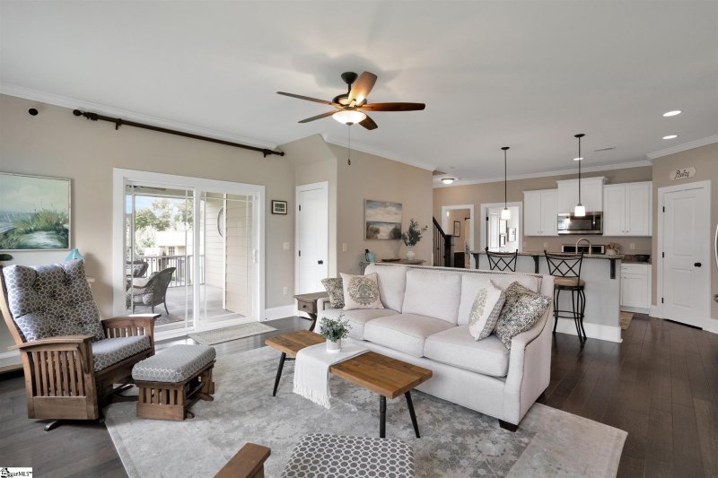 Property image 3 at 2 Kirklen Lane, Taylors, SC 29687