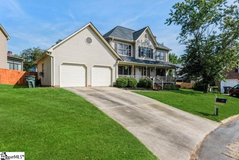 Property image 2 at 617 Oak Pointe Court, Greenville, SC 29615