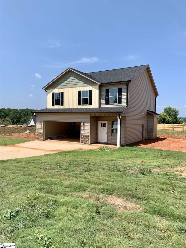 Property image 2 at 4 Hershey Drive, Piedmont, SC 29673