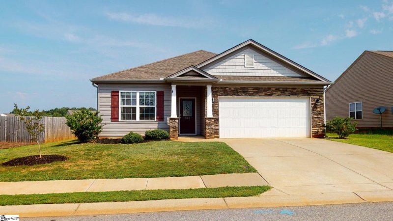 Property image 2 at 350 Hartleigh Drive, Lyman, SC 29365