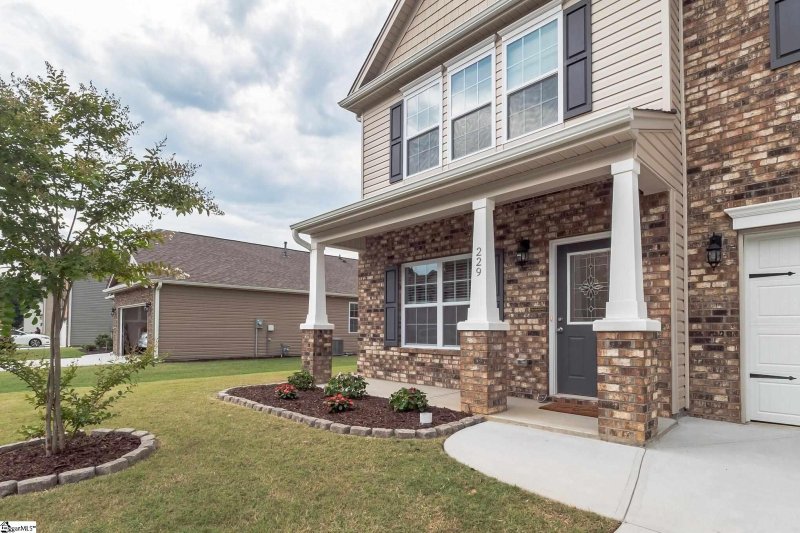 Property image 2 at 229 Addlestone Circle, Fountain Inn, SC 29644