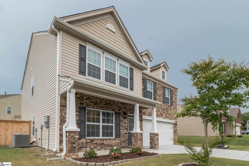 Property image 3 at 229 Addlestone Circle, Fountain Inn, SC 29644