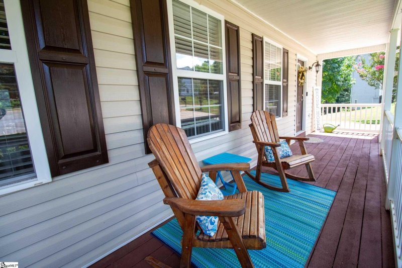 Property image 3 at 124 Marah Lane, Greer, SC 29651