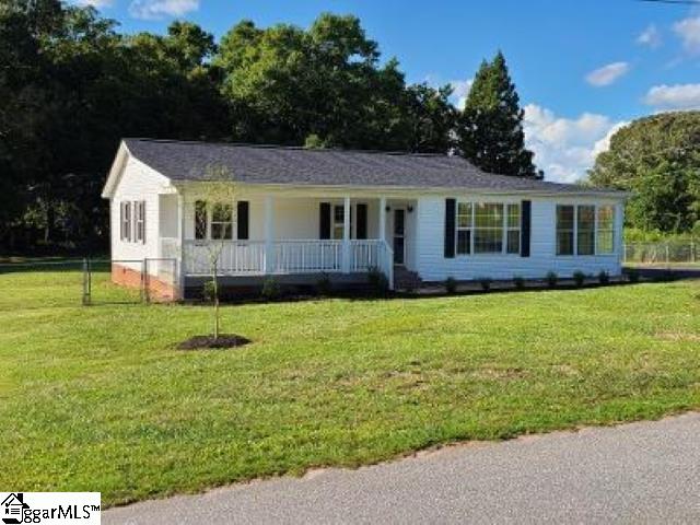 Property image 3 at 304 McCue Street, Easley, SC 29640