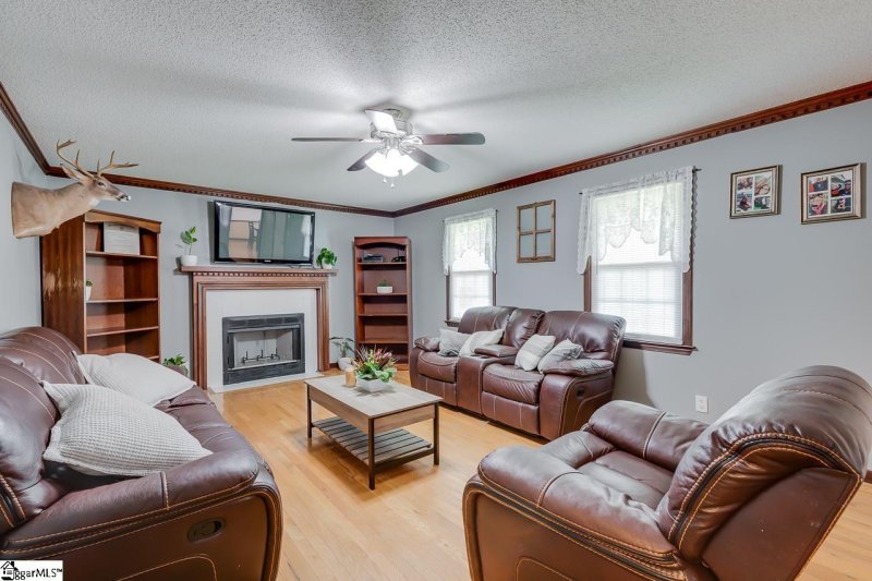 Property image 4 at 524 Hillandale Road, Liberty, SC 29657