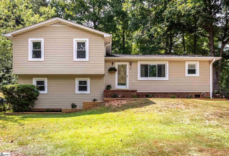 41 Barclay Drive