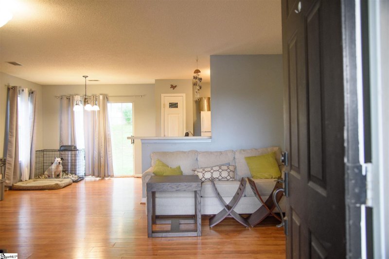 Property image 3 at 104 Beauregard Court, Greer, SC 29651